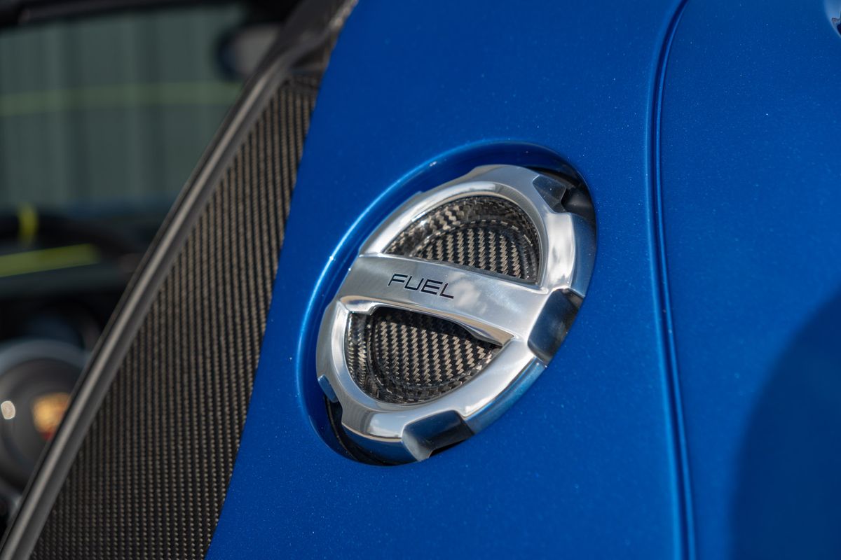 2015 Porsche 918 Spyder