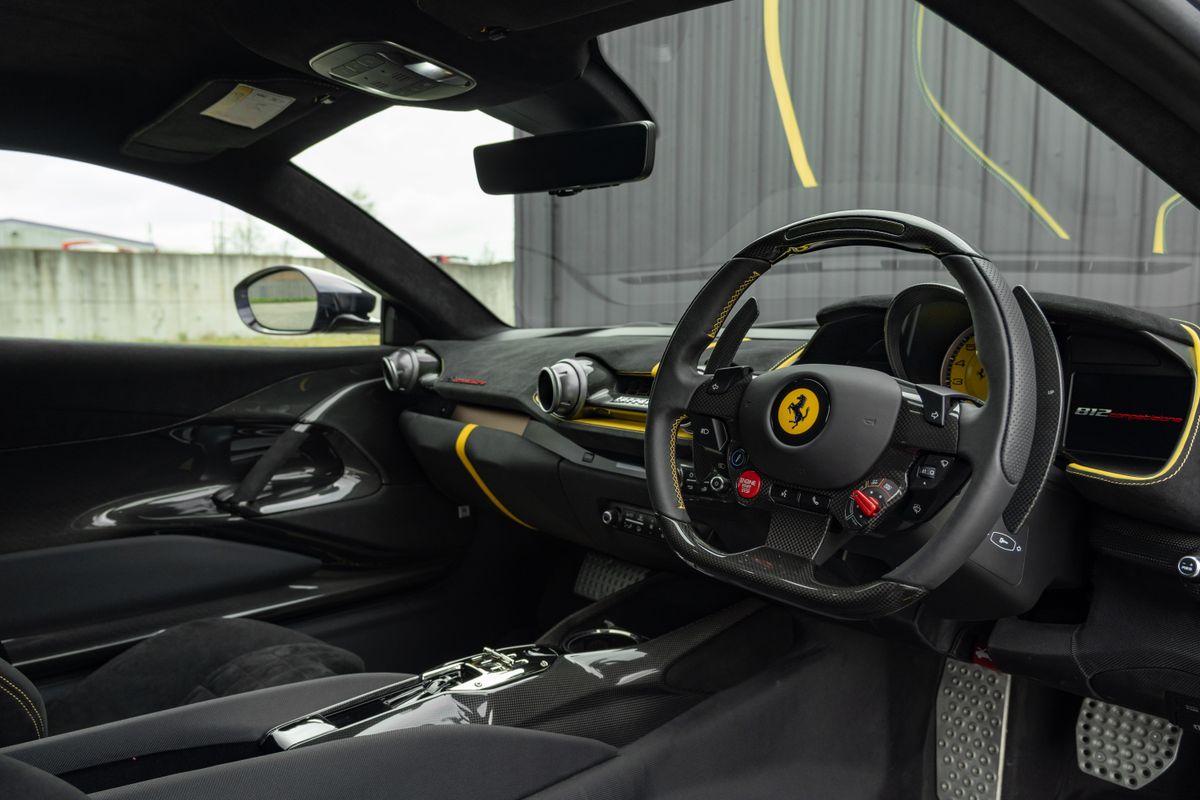 2022 Ferrari 812 Competizione