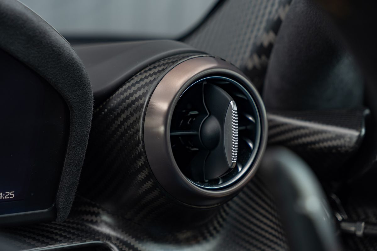 2019 McLaren Senna