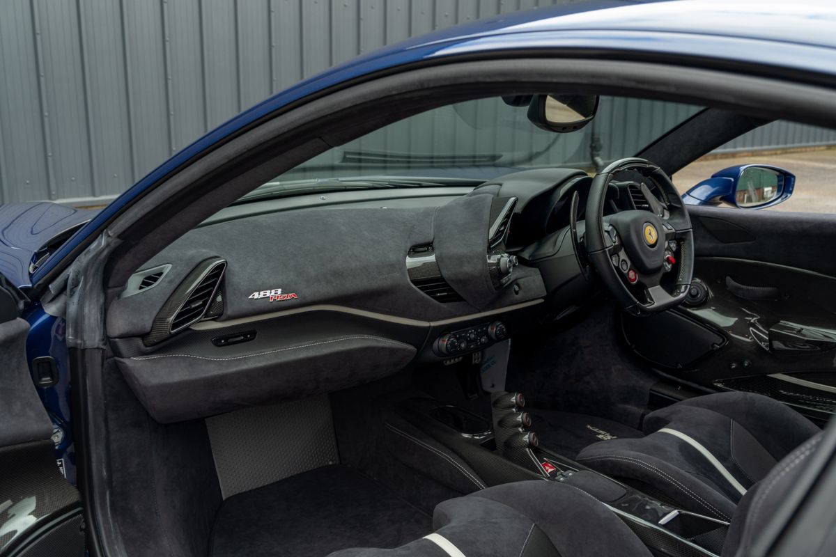 2020 Ferrari 488 Pista