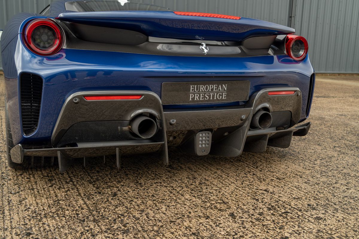 2020 Ferrari 488 Pista