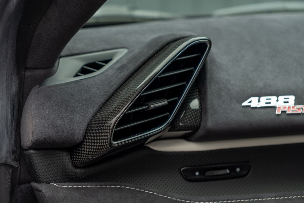 2020 Ferrari 488 Pista
