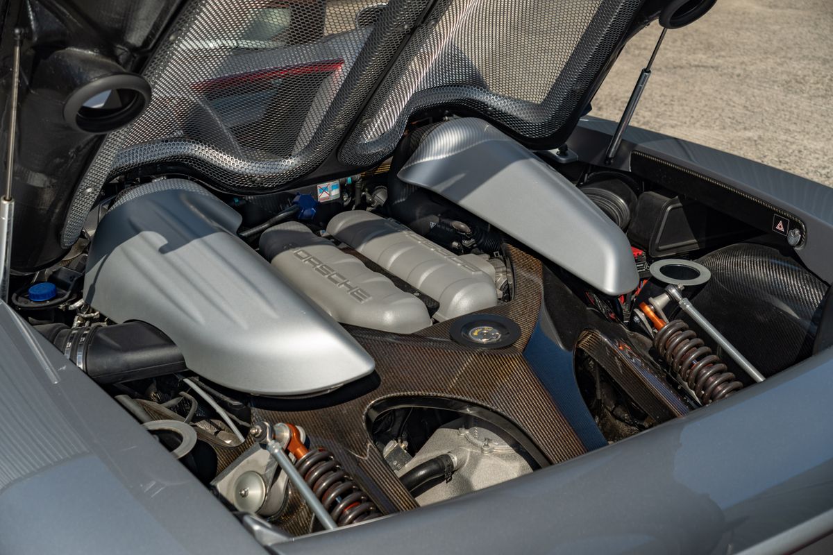 2004 Porsche Carrera GT