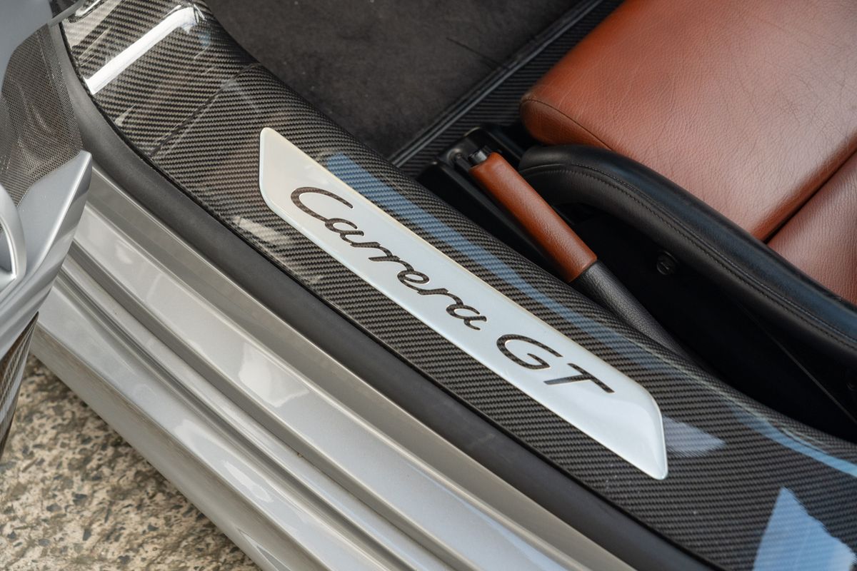 2004 Porsche Carrera GT