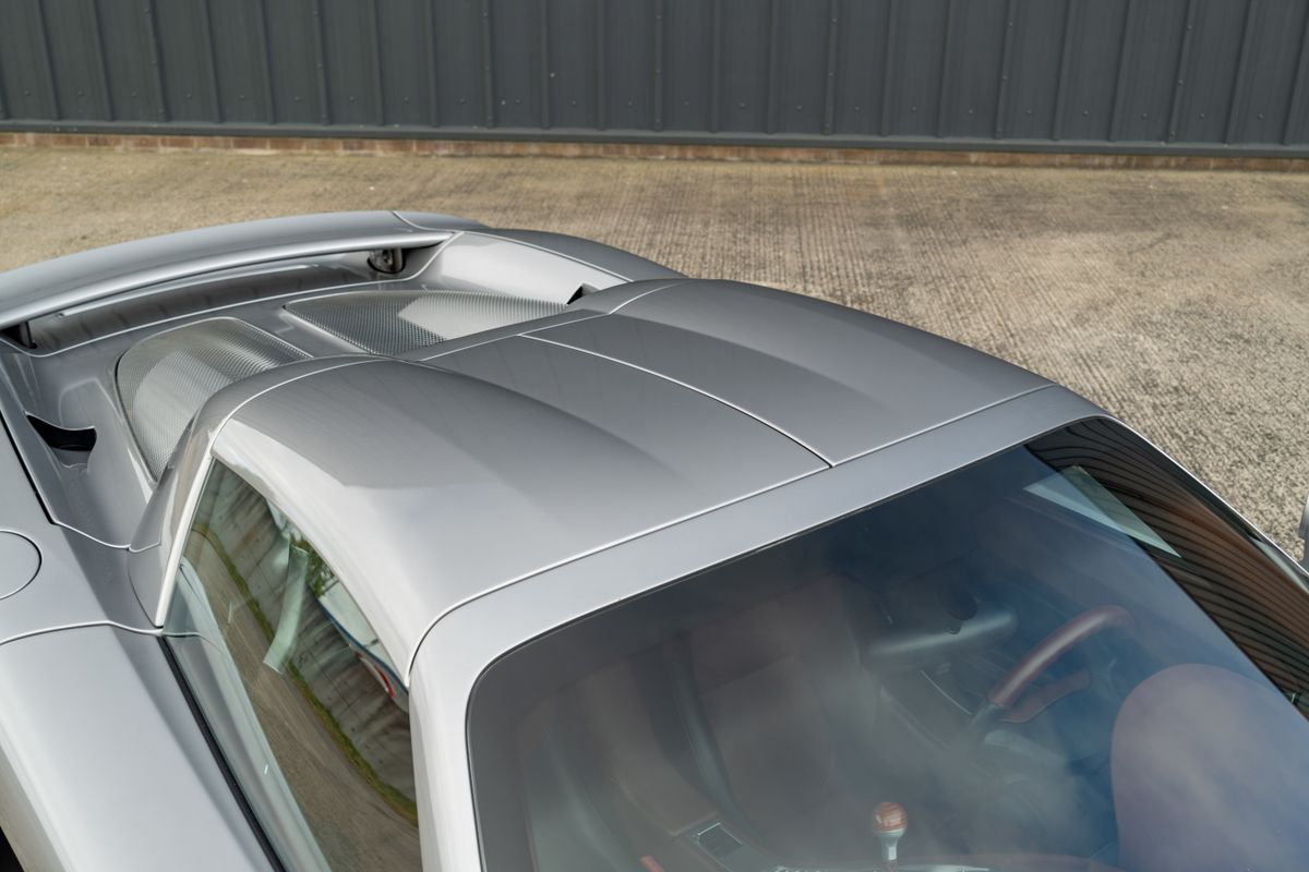2004 Porsche Carrera GT