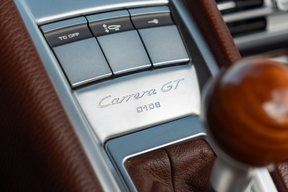 2004 Porsche Carrera GT