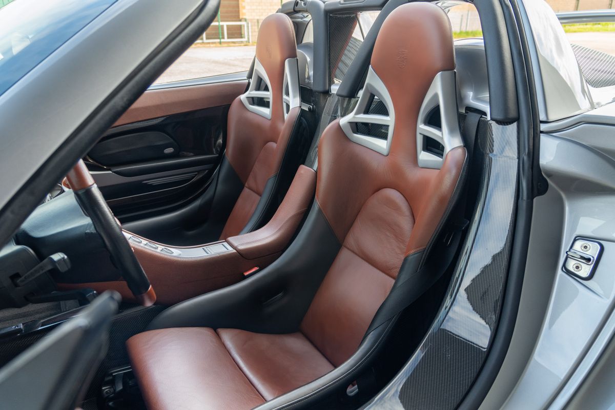 2004 Porsche Carrera GT