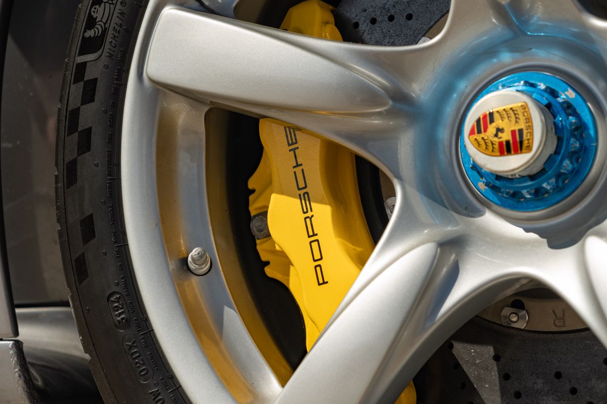 2004 Porsche Carrera GT