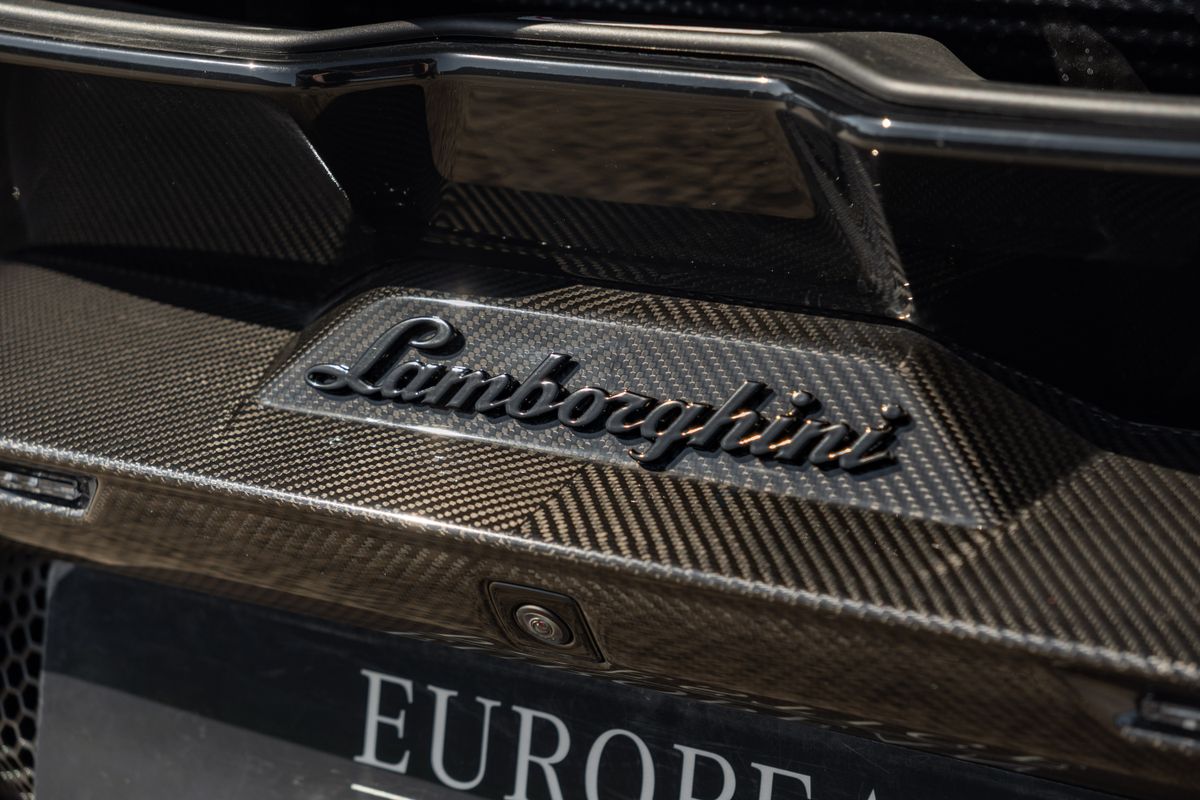 2025 Lamborghini Revuelto