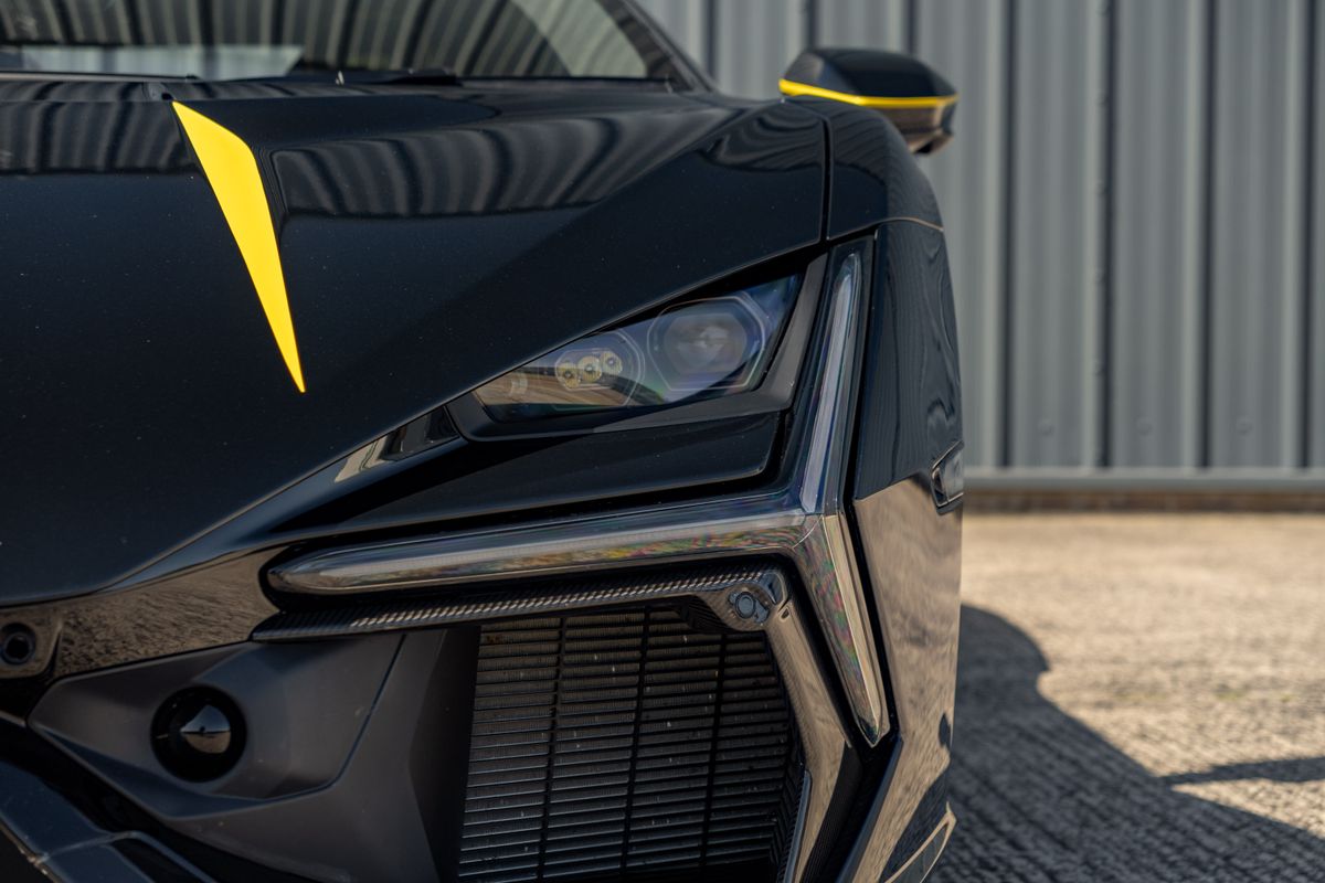 2025 Lamborghini Revuelto