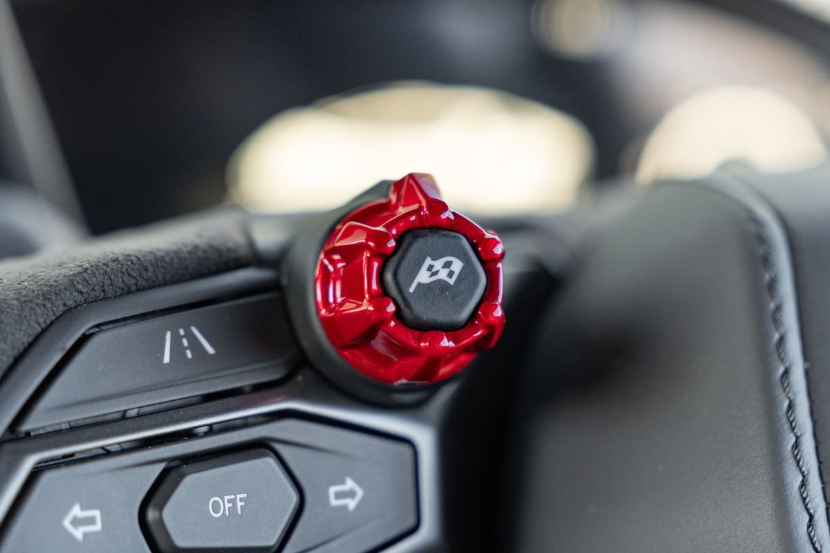 2025 Lamborghini Revuelto