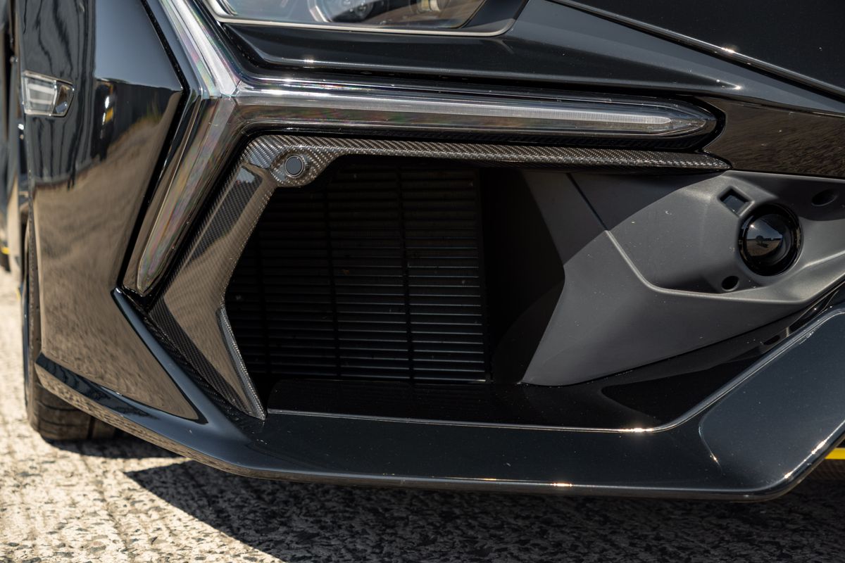 2025 Lamborghini Revuelto