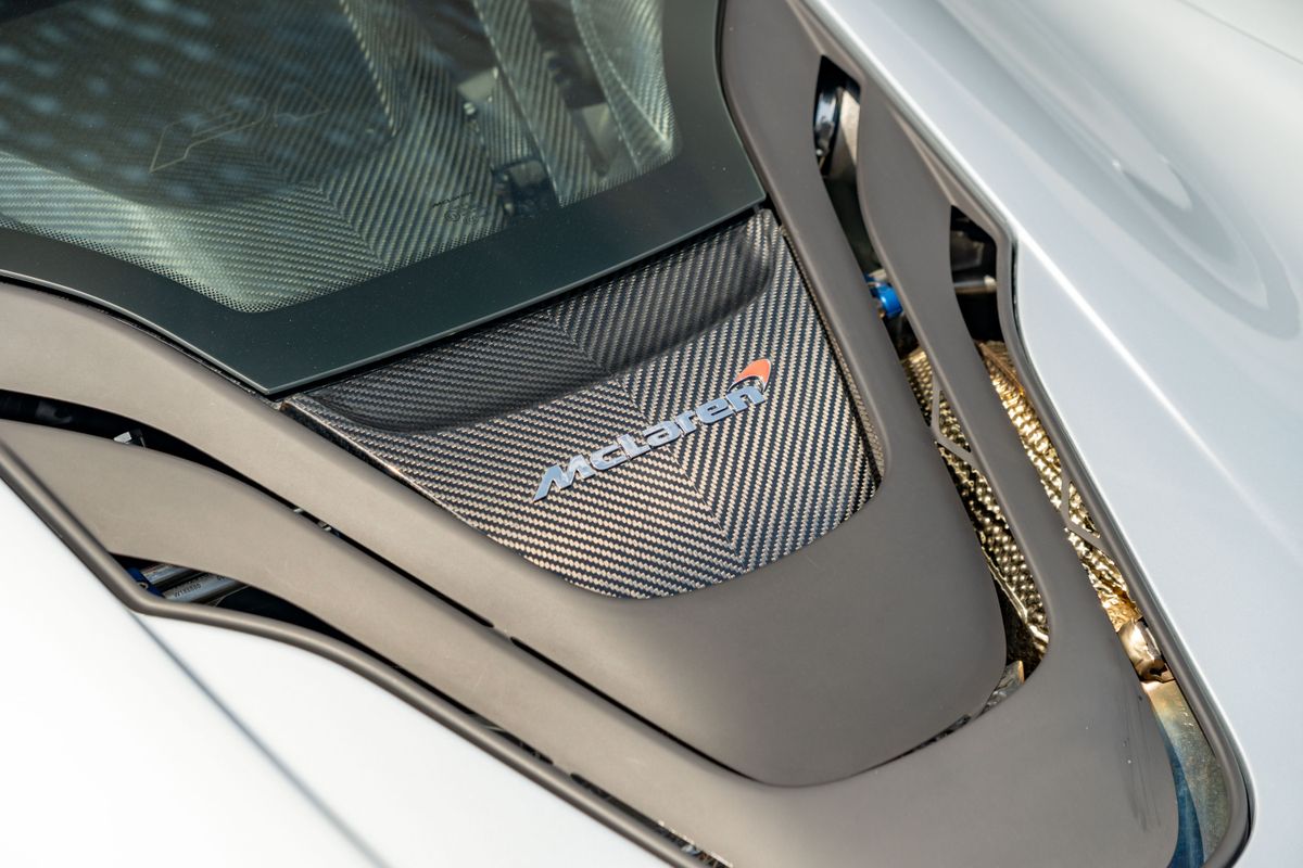 2014 McLaren P1