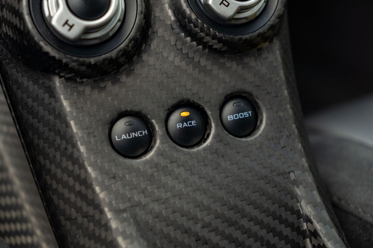 2014 McLaren P1