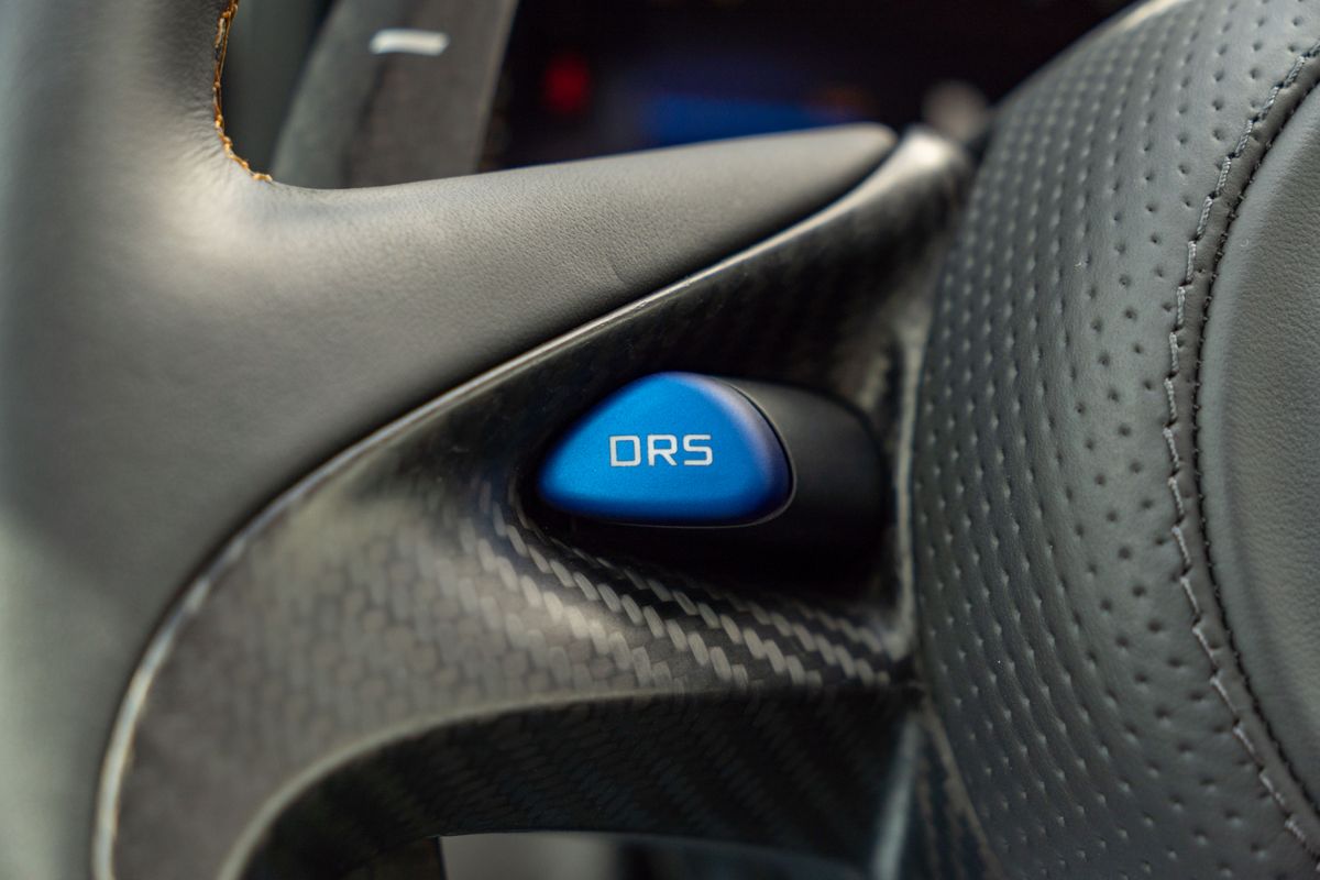 2014 McLaren P1