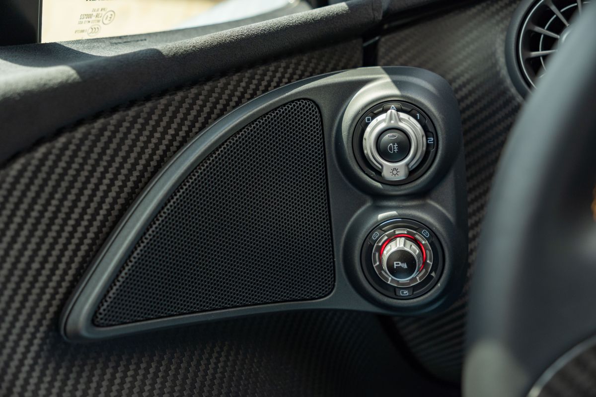 2014 McLaren P1