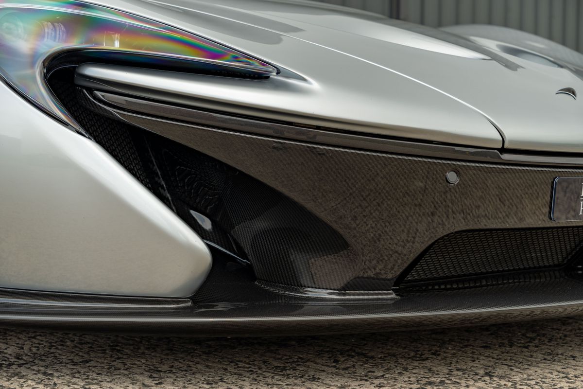 2014 McLaren P1