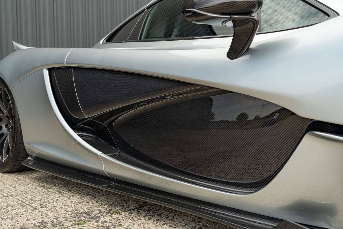 2014 McLaren P1