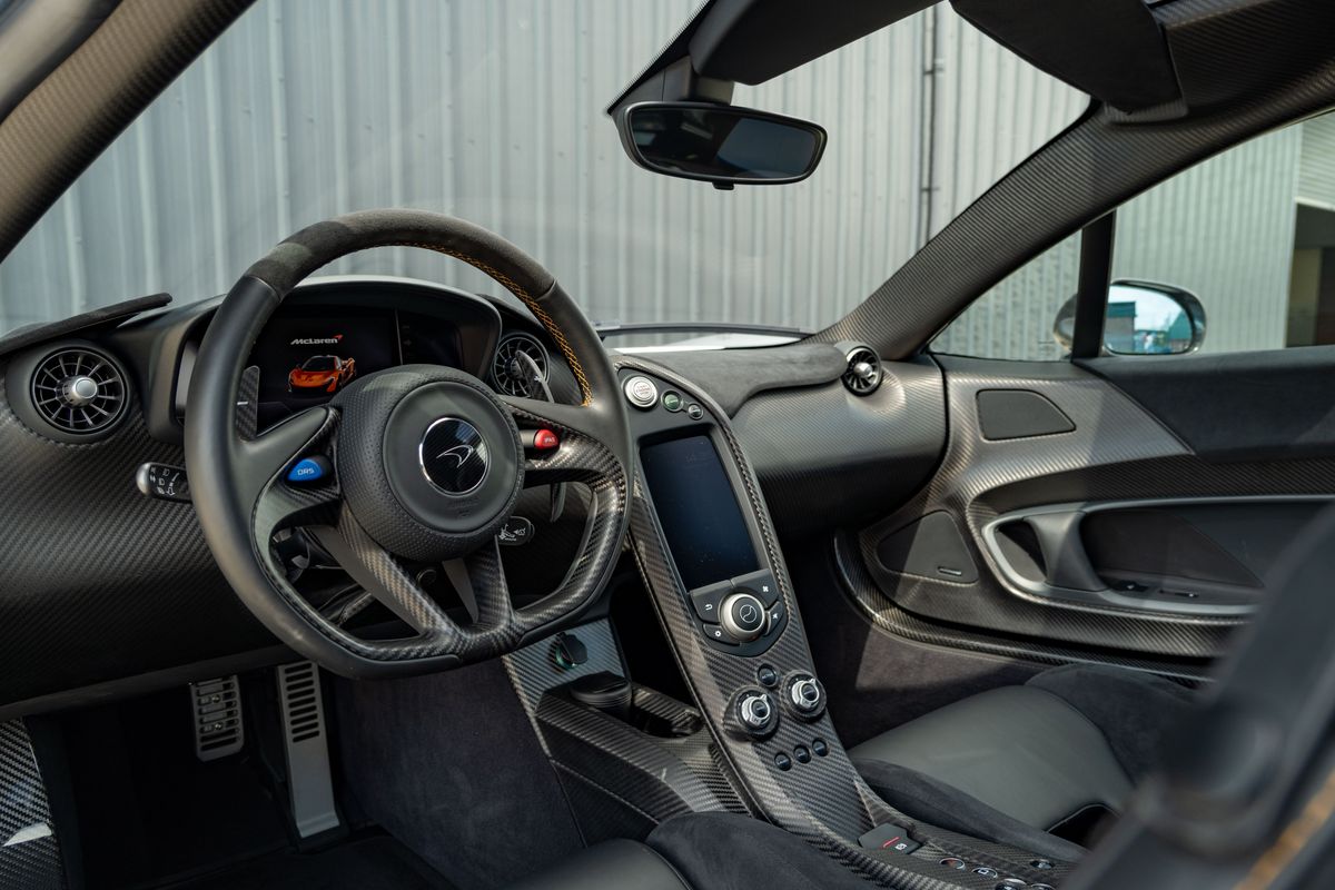 2014 McLaren P1