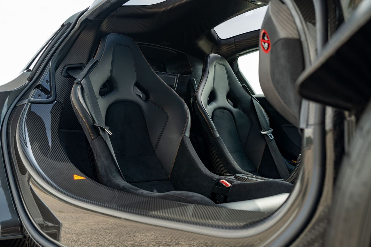 2014 McLaren P1