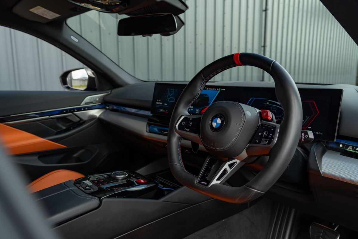2025 BMW M5 Touring
