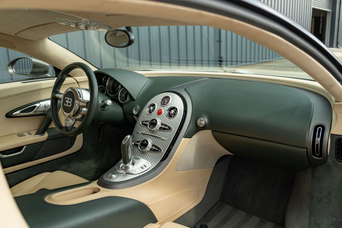 2010 Bugatti Veyron 16.4