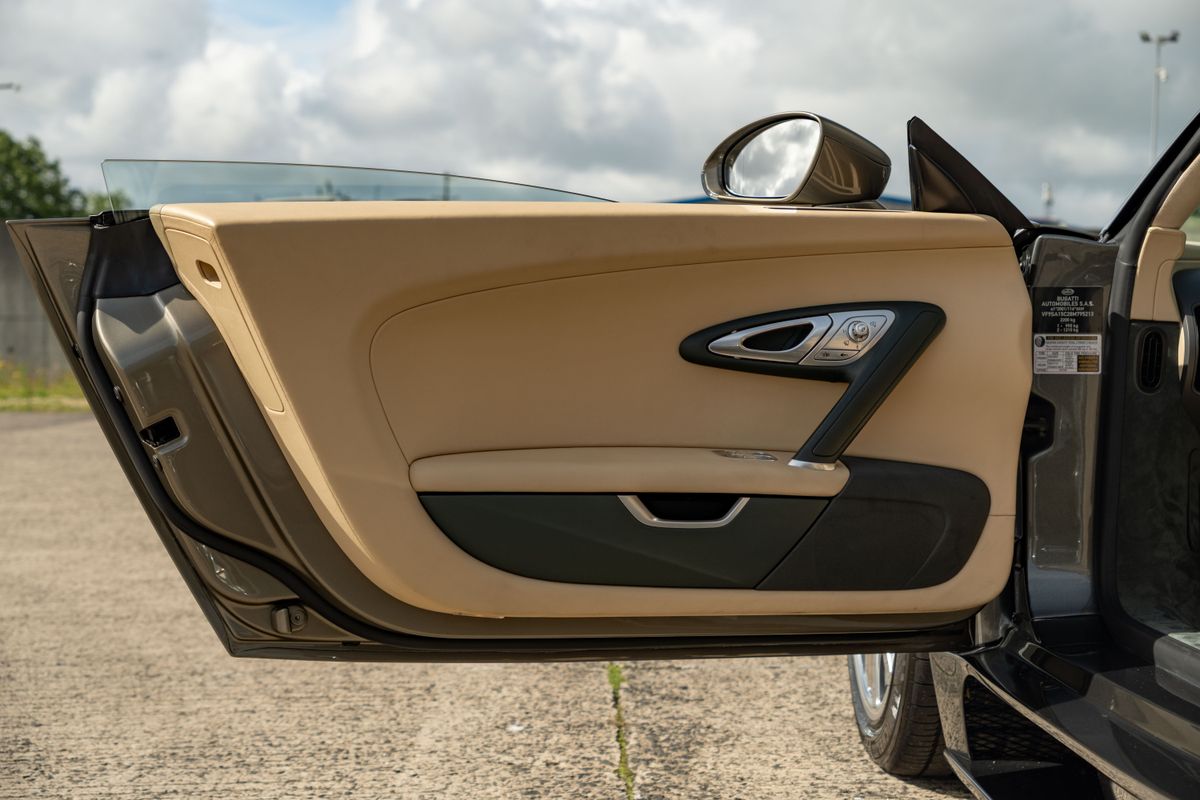 2010 Bugatti Veyron 16.4