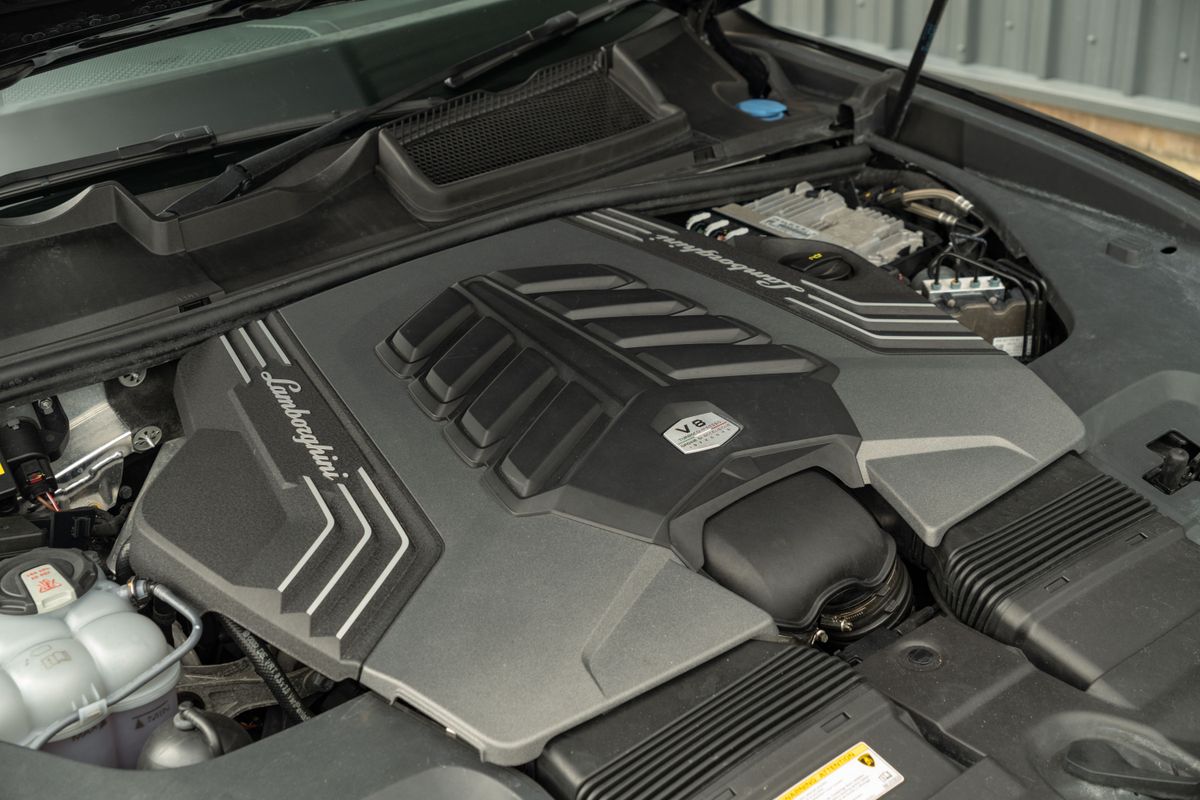 2022 Lamborghini Urus