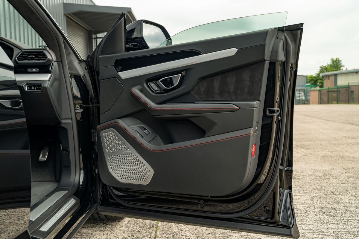 2022 Lamborghini Urus