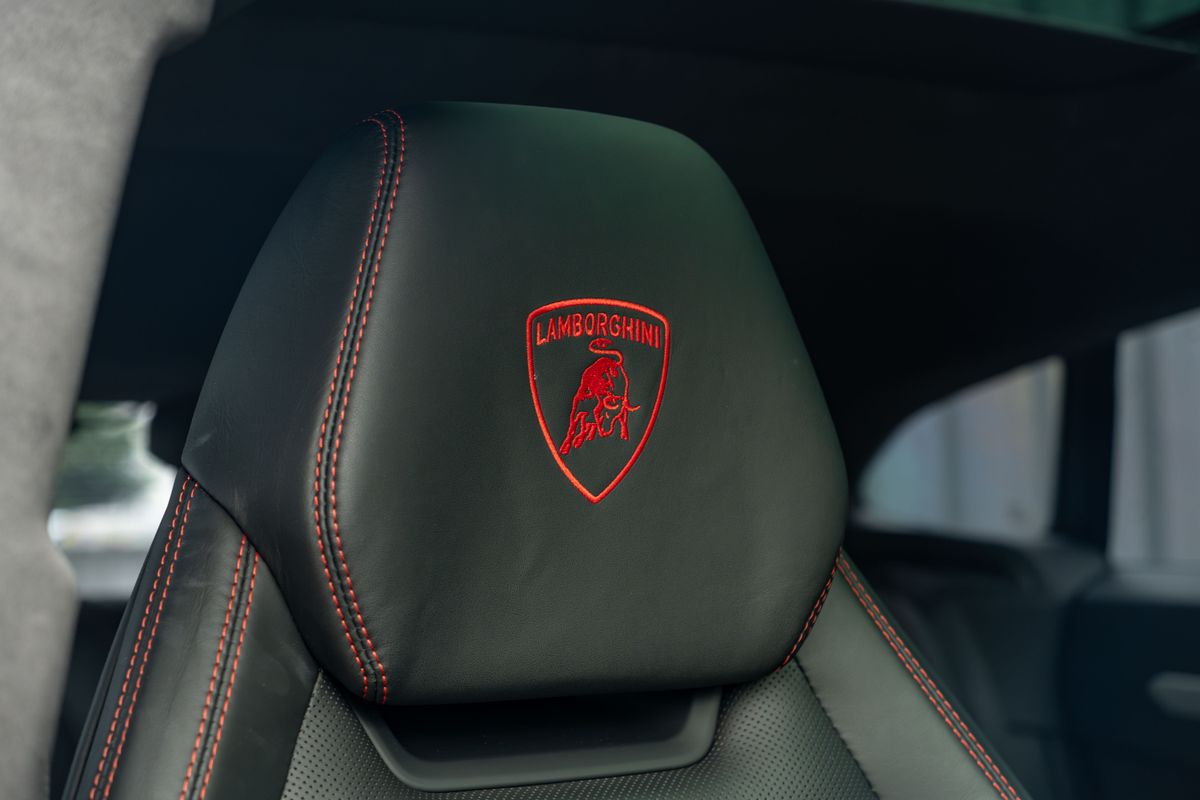 2022 Lamborghini Urus