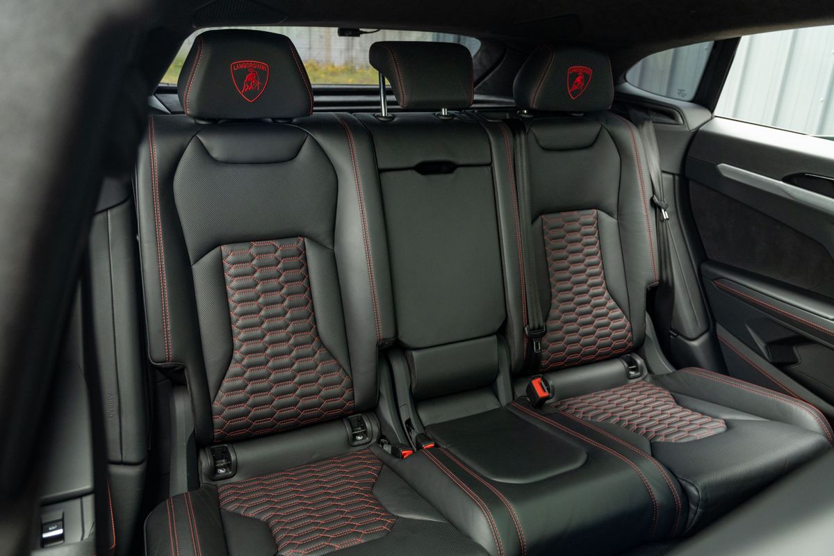 2022 Lamborghini Urus