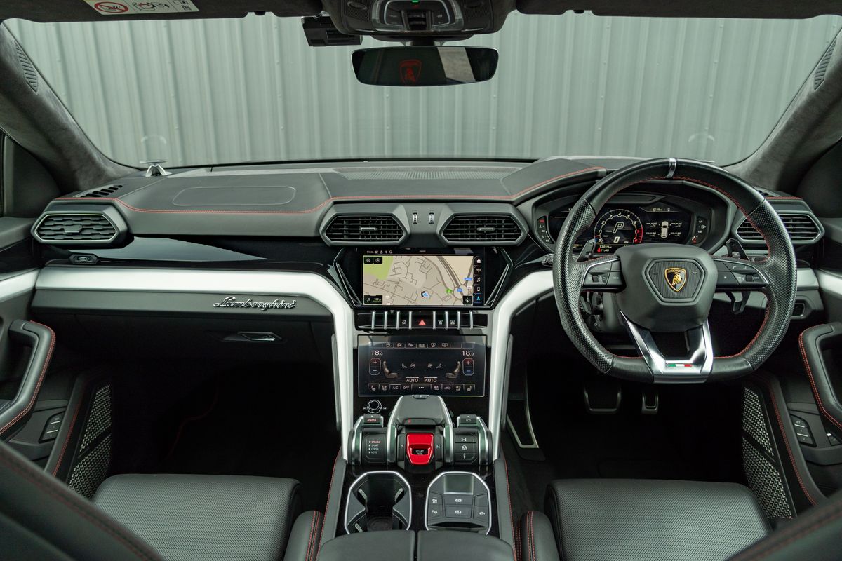 2022 Lamborghini Urus