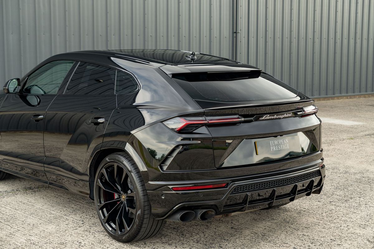 2022 Lamborghini Urus