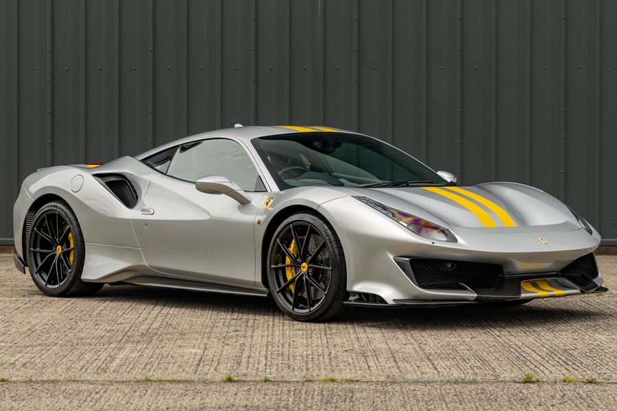 2020 Ferrari 488 Pista