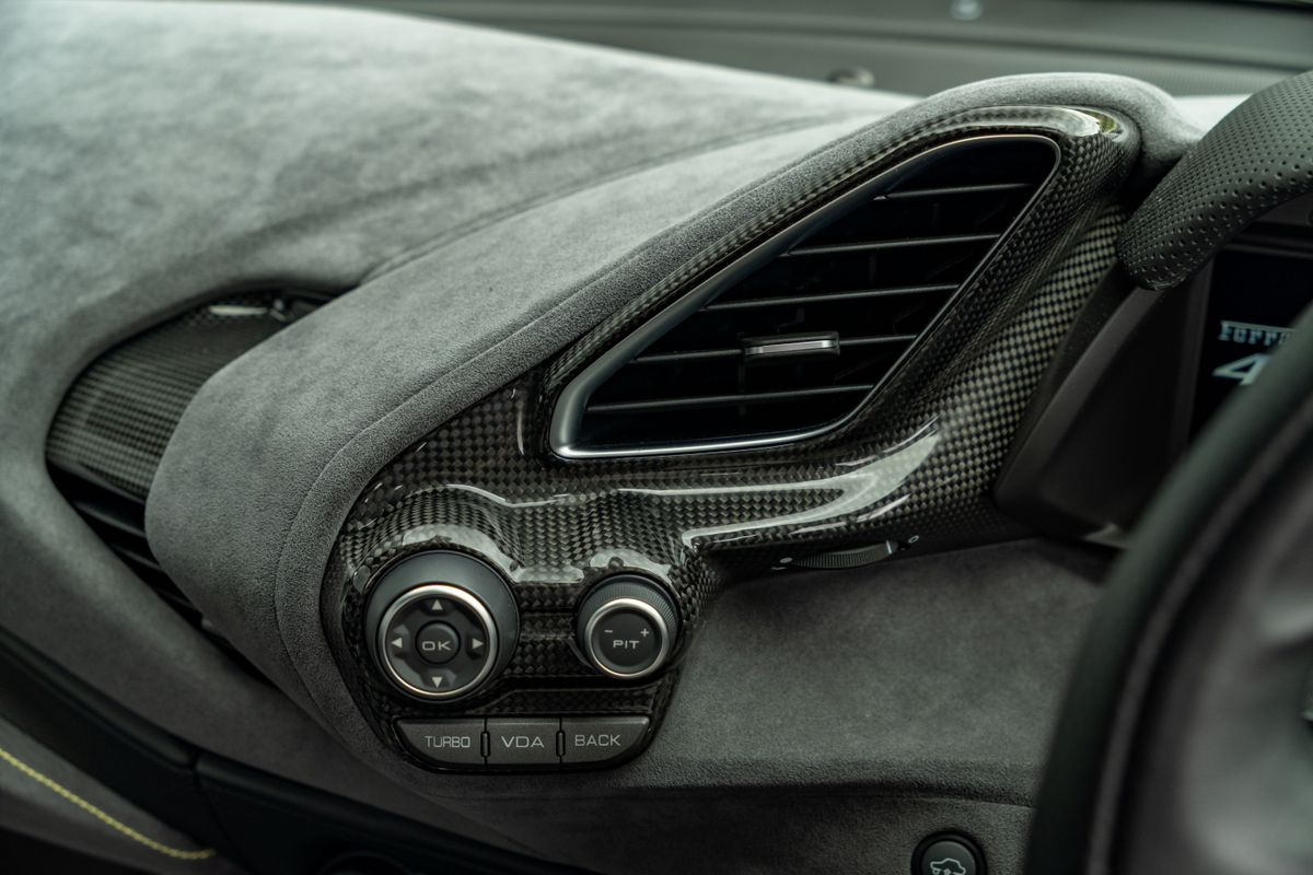 2020 Ferrari 488 Pista
