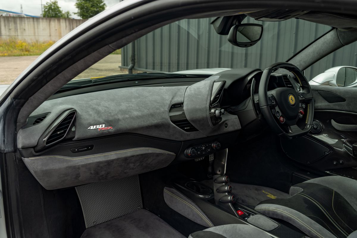 2020 Ferrari 488 Pista