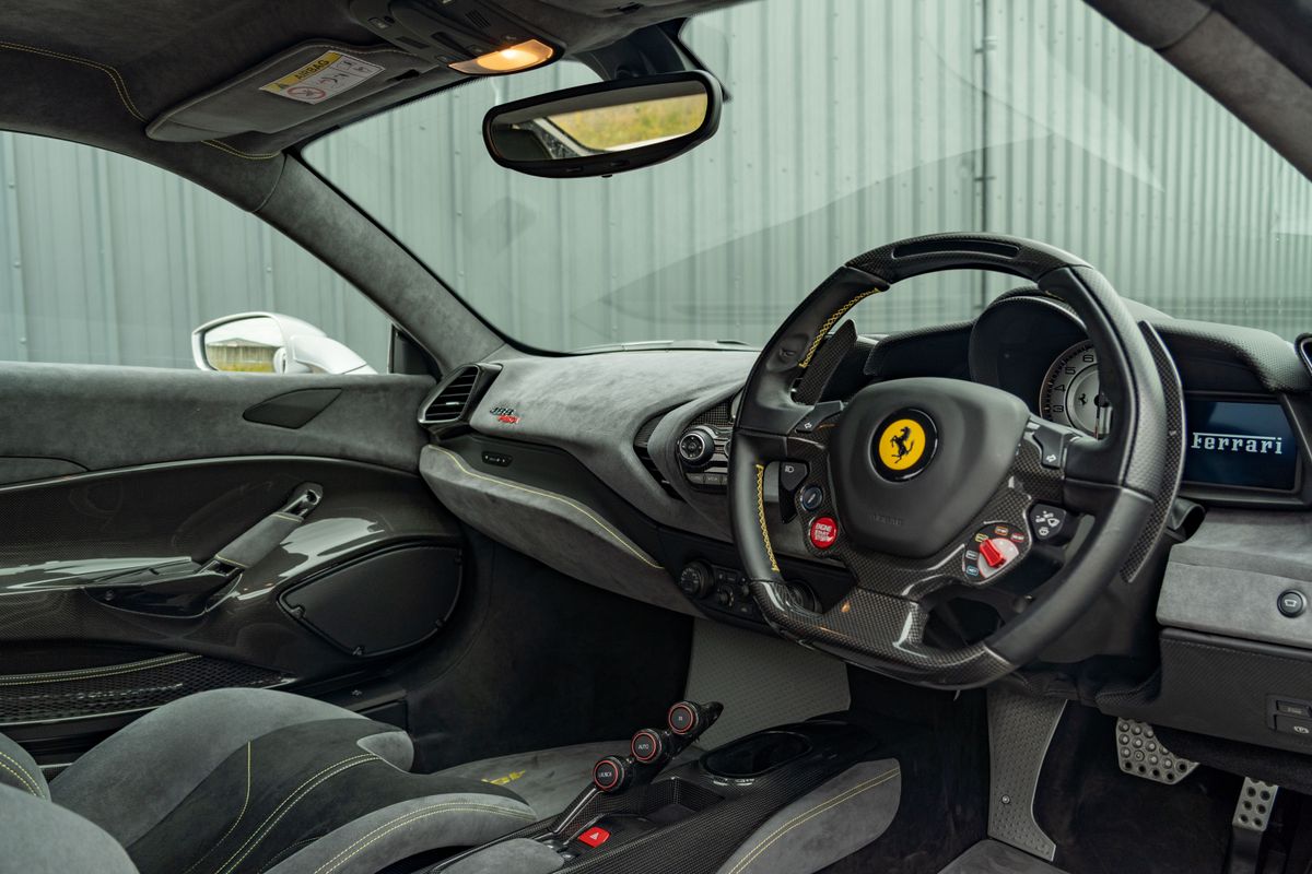 2020 Ferrari 488 Pista