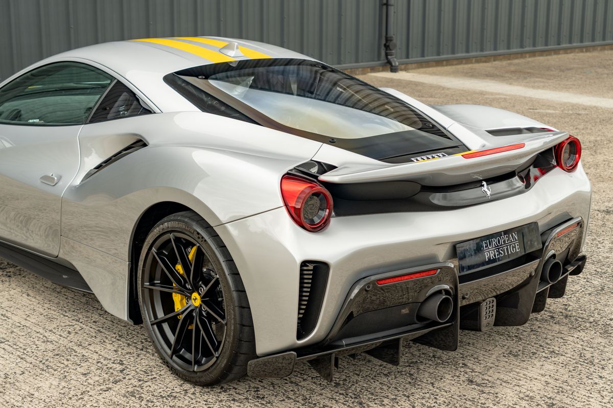 2020 Ferrari 488 Pista
