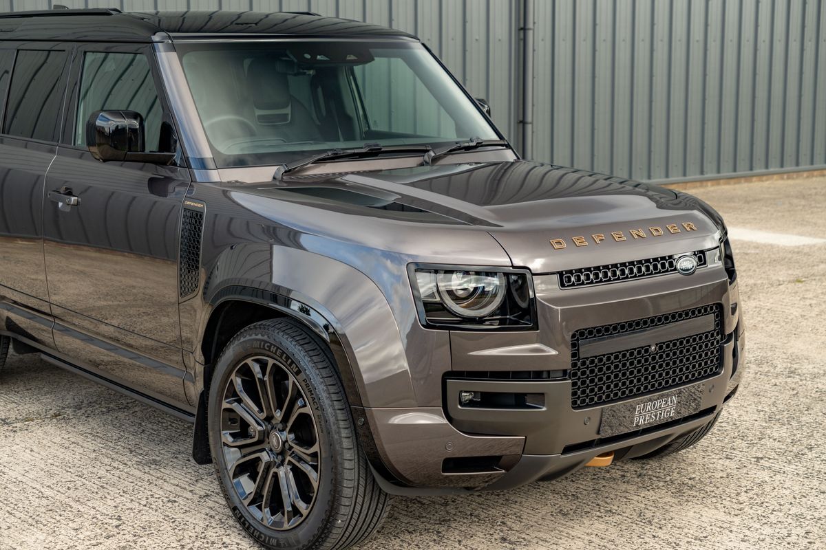 2026 Land Rover Defender 110 Octa