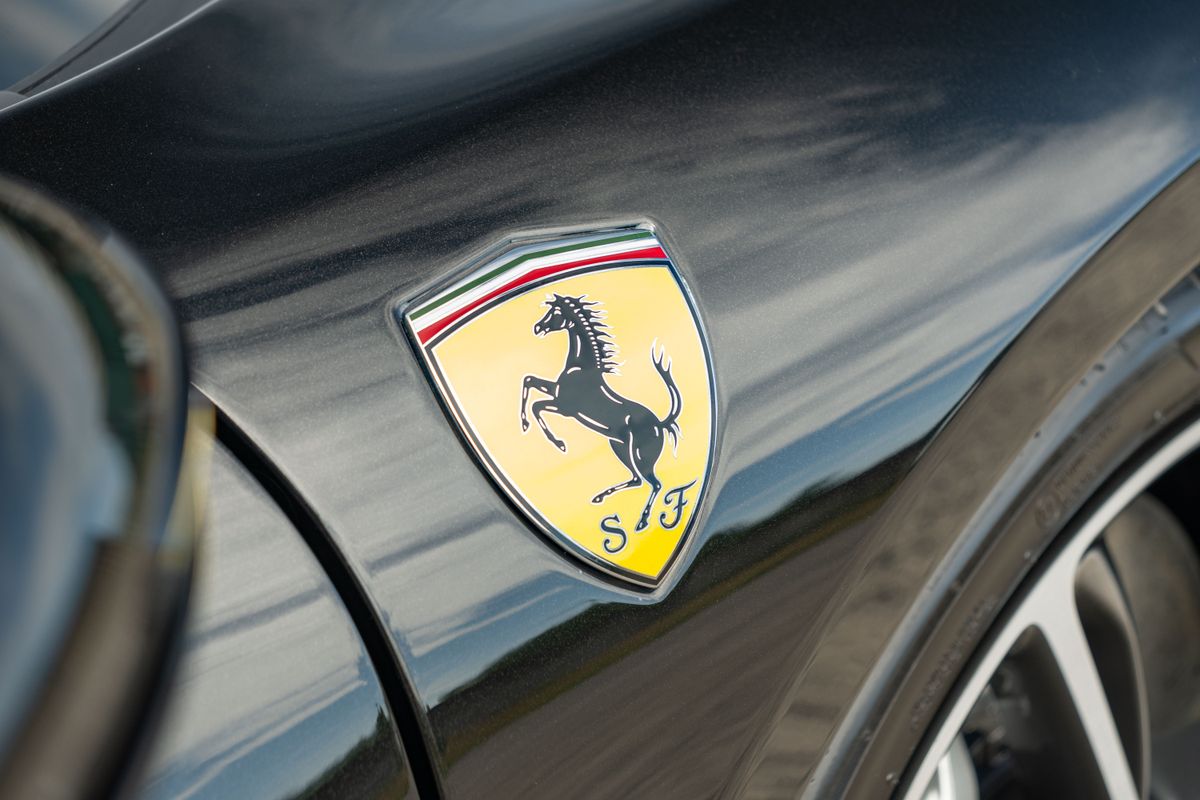 2025 Ferrari 296 GTS