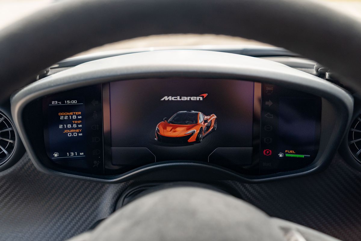 2014 McLaren P1