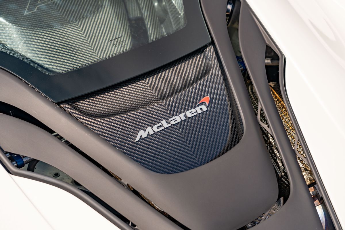 2014 McLaren P1