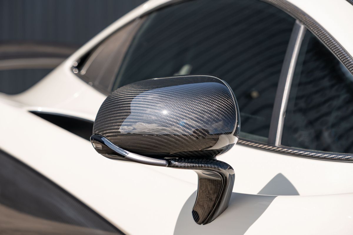 2014 McLaren P1