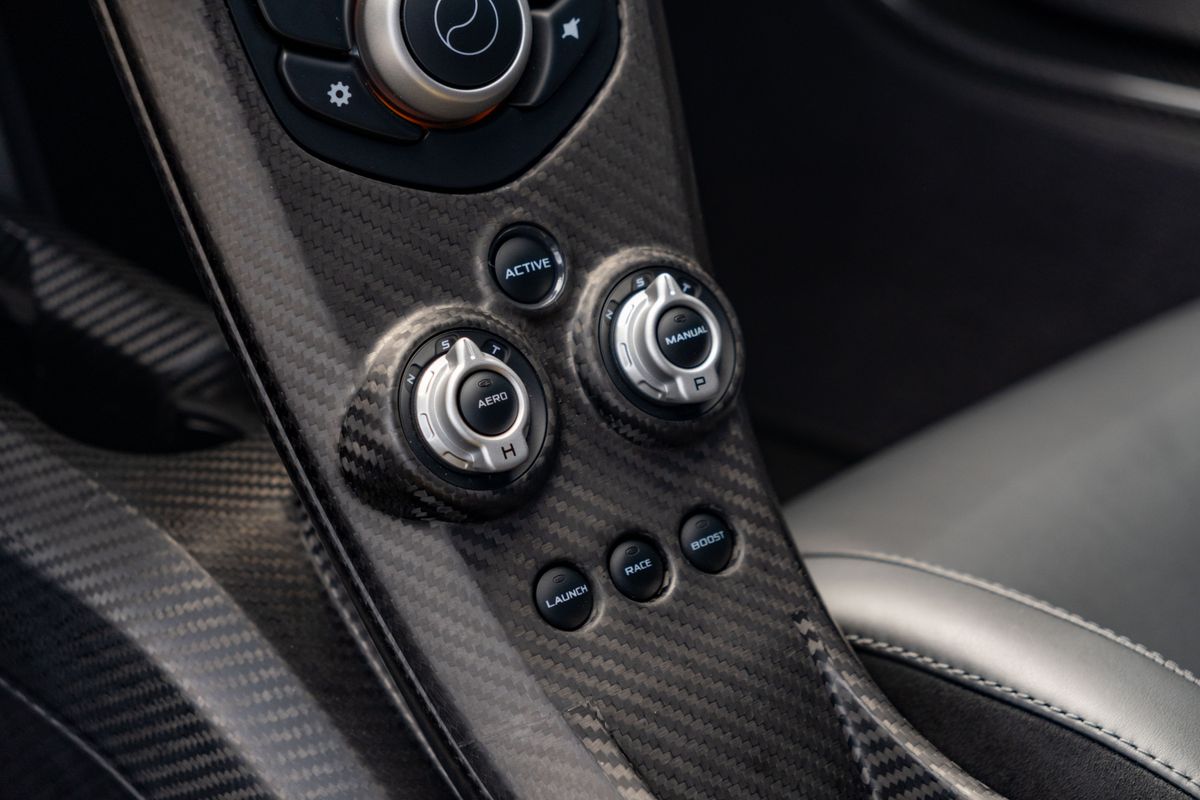 2014 McLaren P1