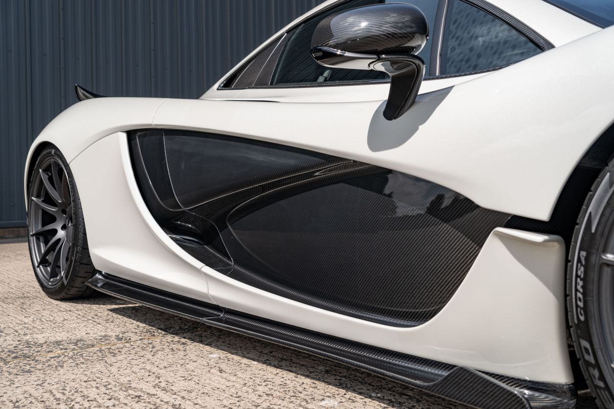 2014 McLaren P1