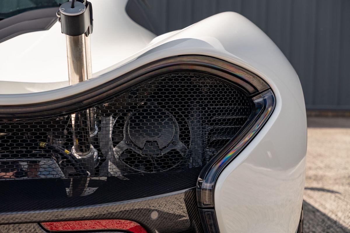 2014 McLaren P1