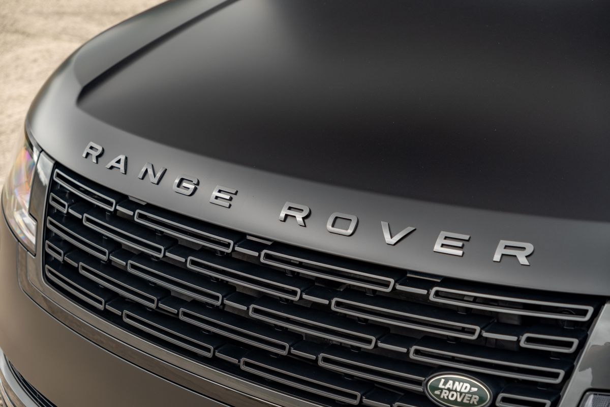 2025 Land Rover Range Rover HSE D350