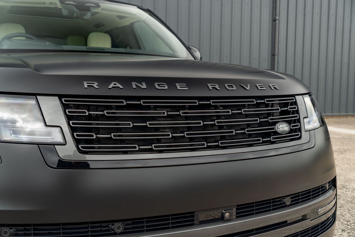 2025 Land Rover Range Rover HSE D350