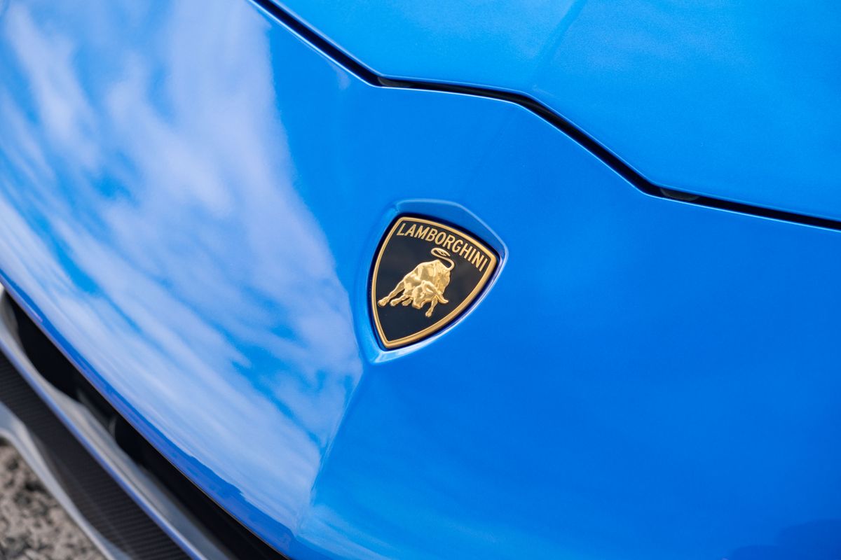 2022 Lamborghini Aventador Ultimae Roadster