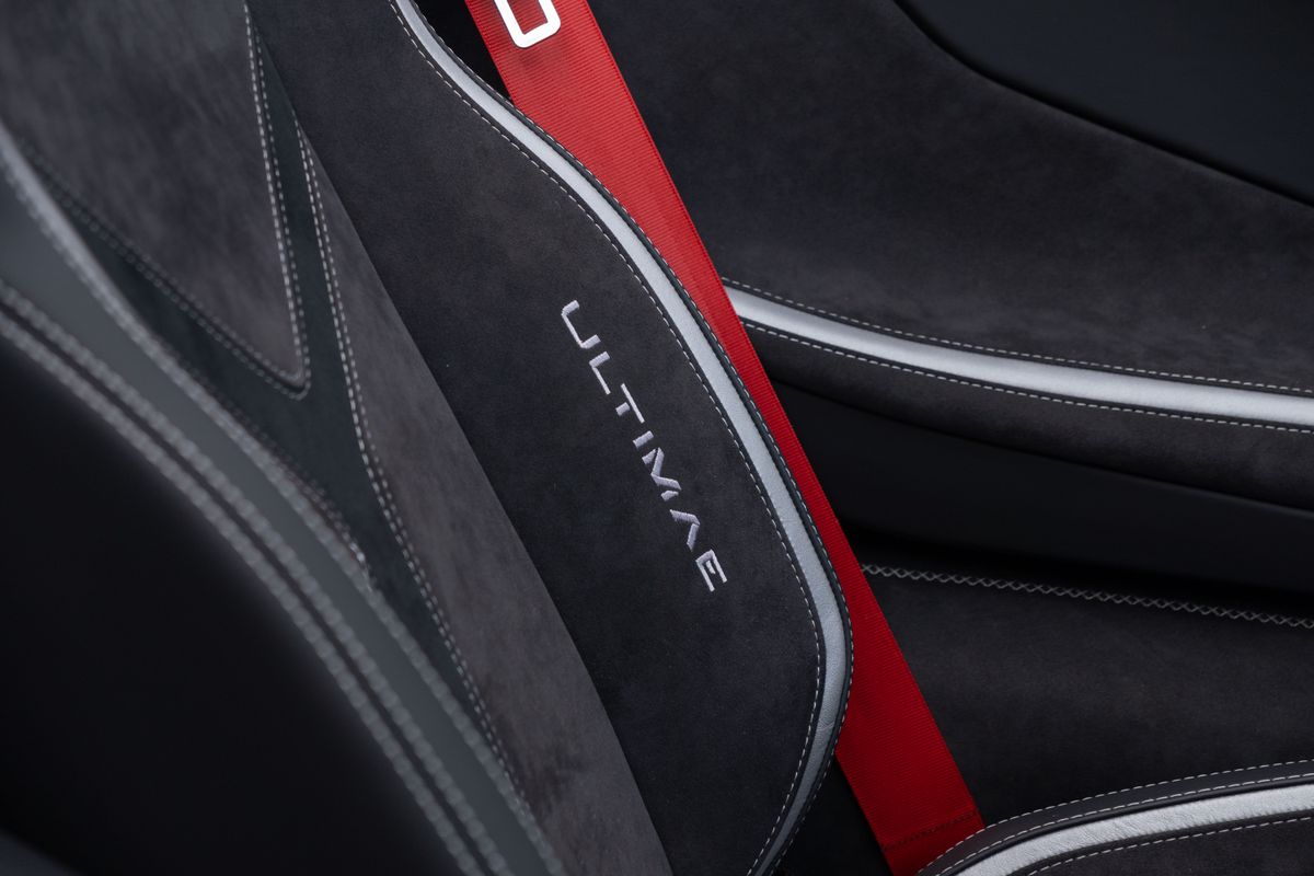 2022 Lamborghini Aventador Ultimae Roadster